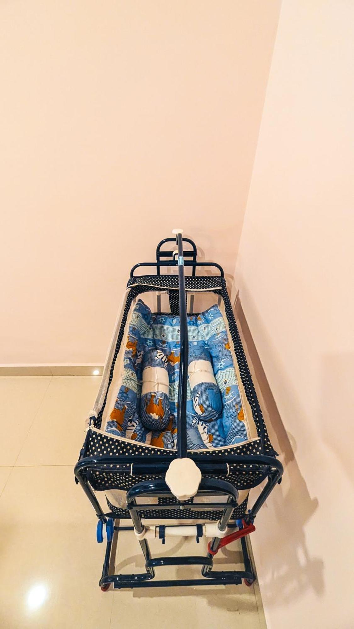 The First House By V3Homestay 4Bhk Private Pool 卡兰古特 外观 照片